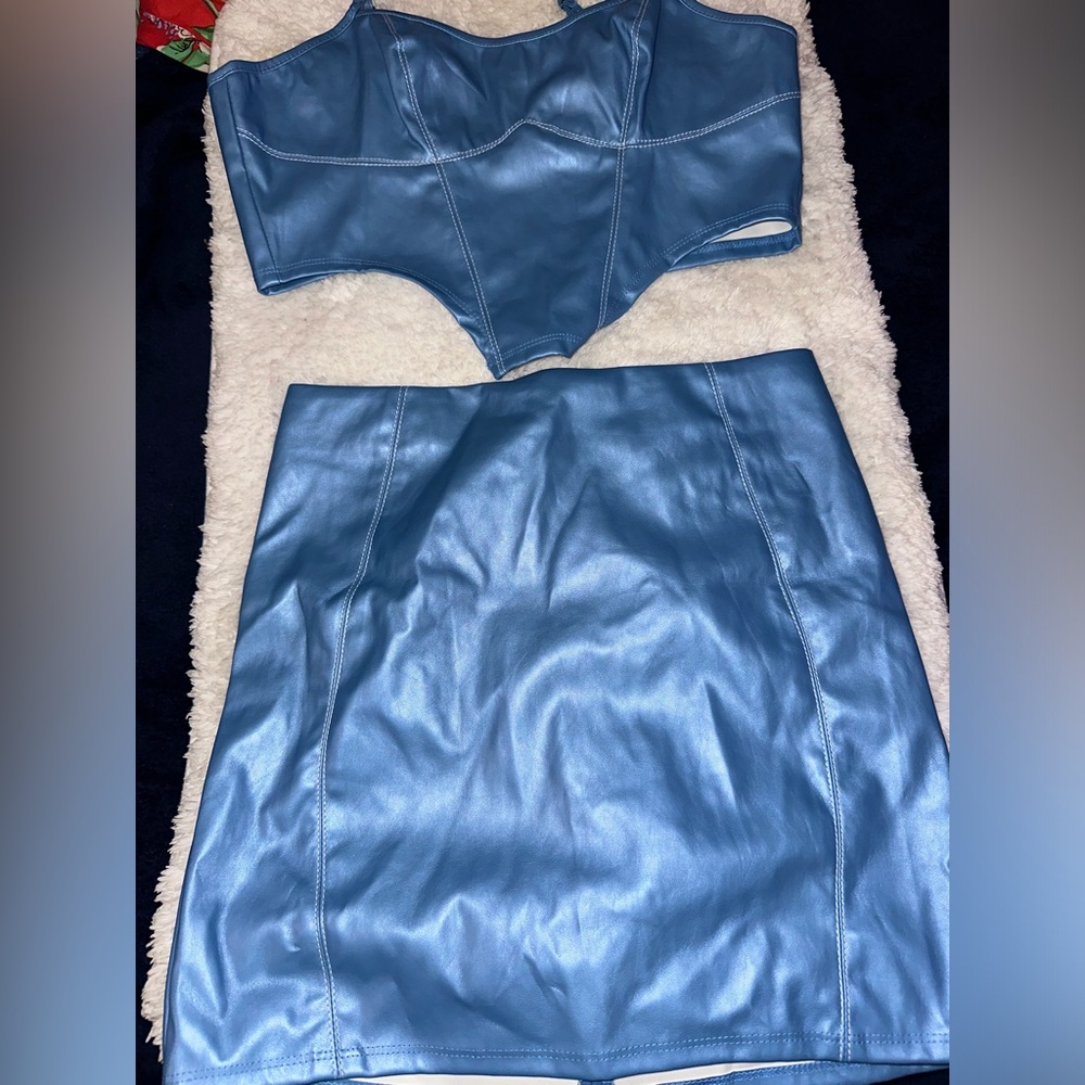 Blue skirt set